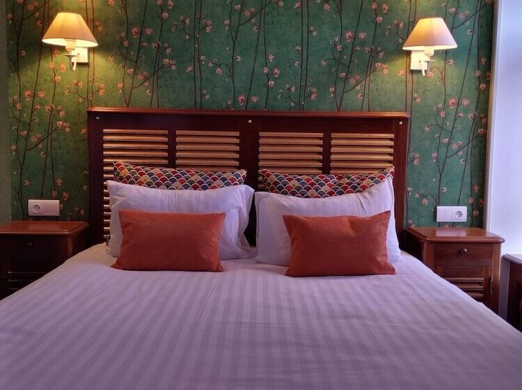 غرفة سوبيريور, De France