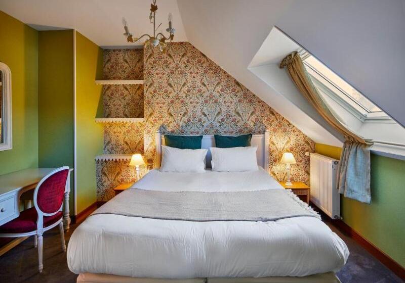 غرفة قياسية, De France