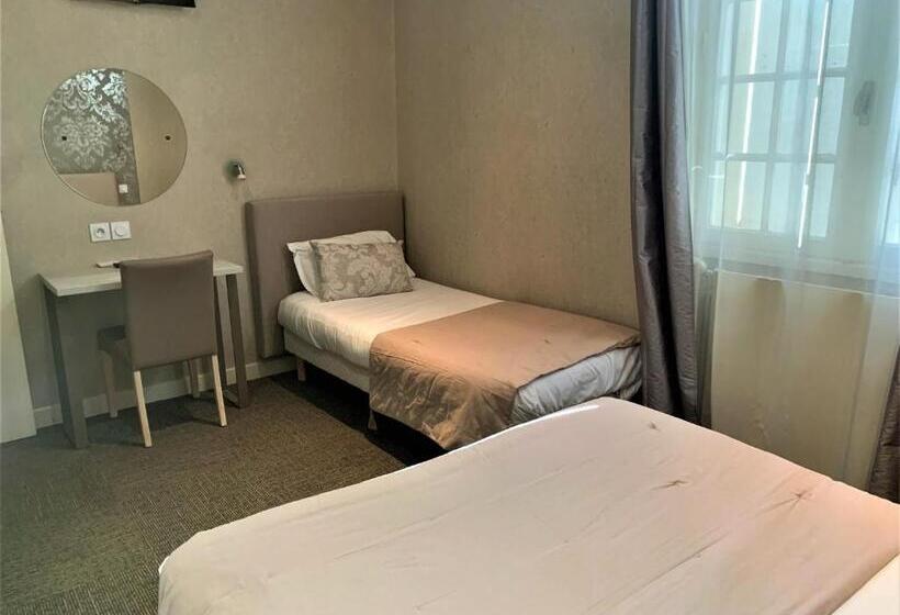 חדר סטנדרט לשלושה, Hostellerie Bellevue