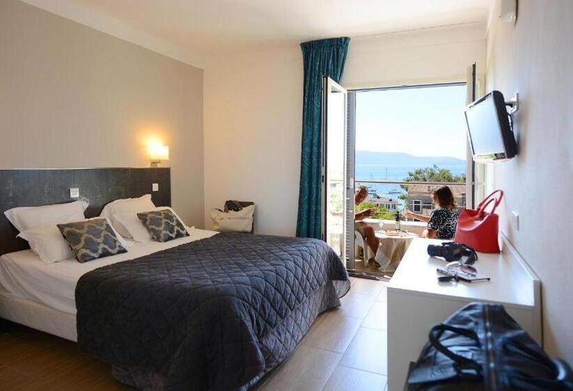 חדר קומפורט, Les Eucalyptus