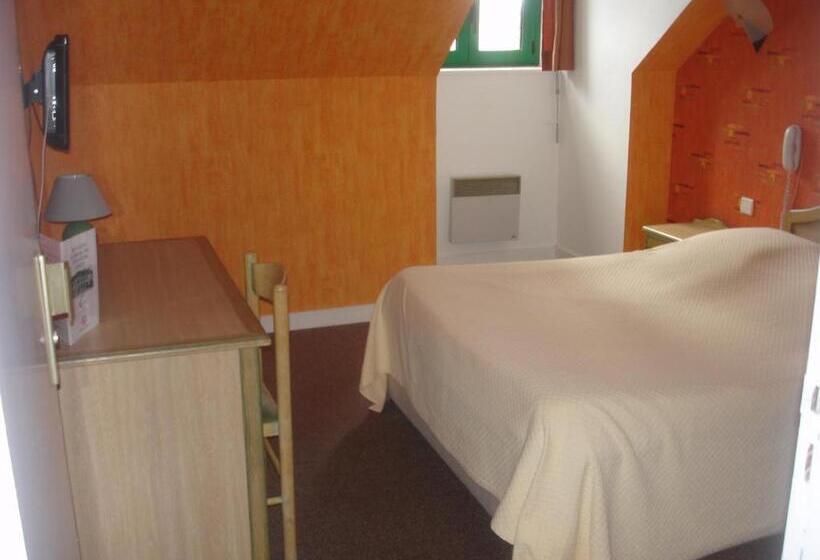 חדר סטנדרט לארבעה, Les Voyageurs