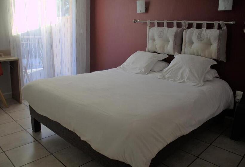 غرفة قياسية, Logis Hôtel Le Clement V