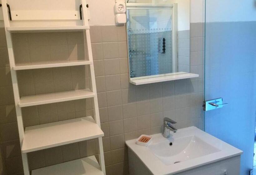 غرفة قياسية, Logis Hôtel Le Clement V