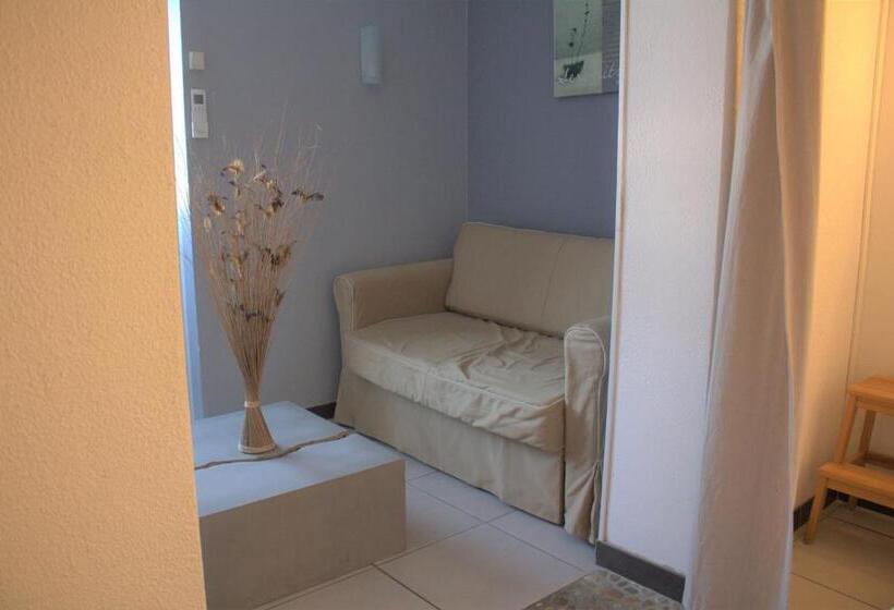 جناح, Logis Hôtel Le Clement V