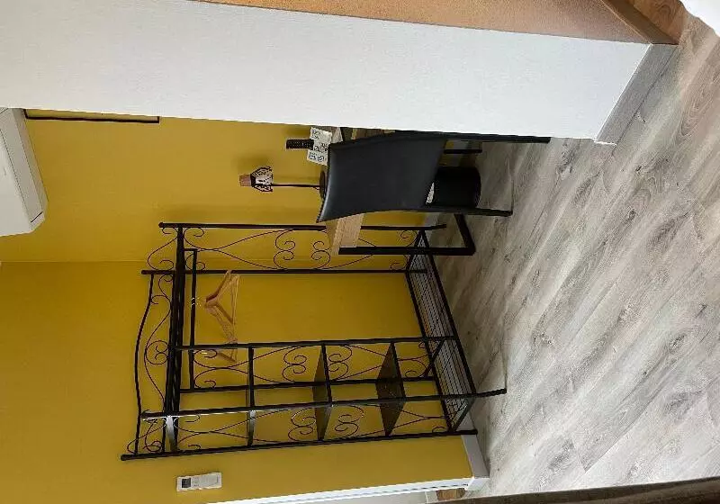 Pokój Standard Trzyosobowy, Logis Hôtel Le Clement V