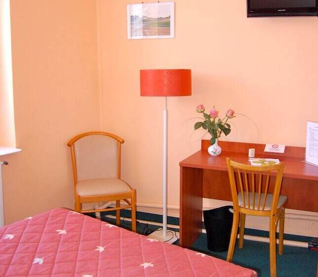 غرفة قياسية فردية, Logis Saint Louis