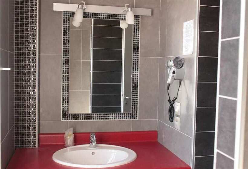 חדר קומפורט, Mendy