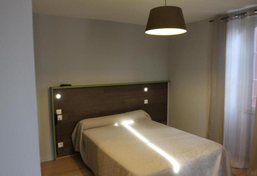 חדר סטנדרט, Mendy