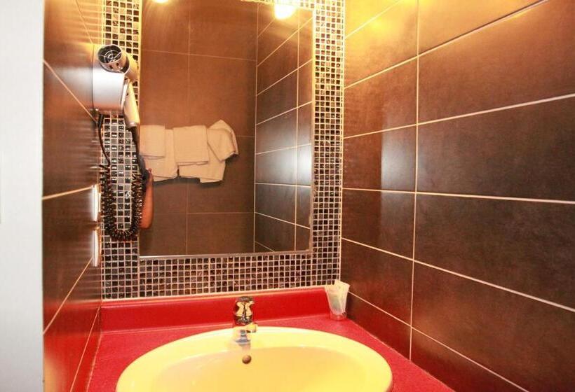 חדר קומפורט, Mendy