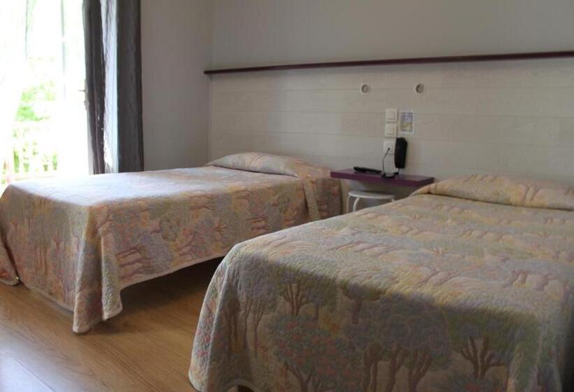 חדר סטנדרט, Mendy