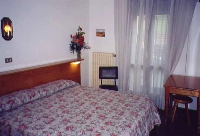 اتاق استاندارد, Savoia Debili