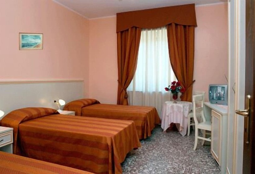 غرفة قياسية ثلاثية, Vittoriano