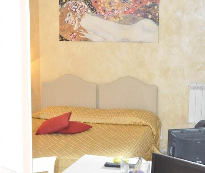 غرفة قياسية رباعية, Vittoriano