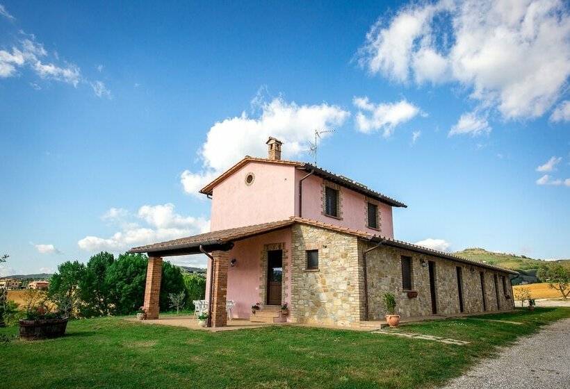2-Bedroom Classic Apartment, Agriturismo La Collina Del Sole