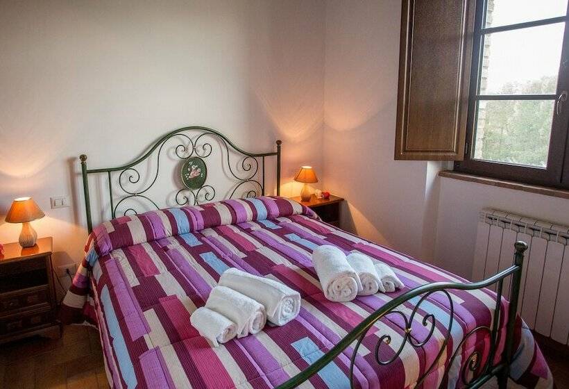 2-Bedroom Classic Apartment, Agriturismo La Collina Del Sole