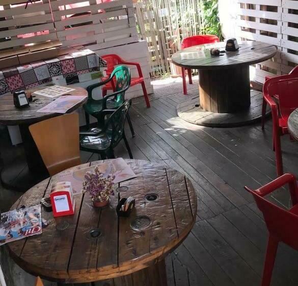 اتاق خانوادگی, B&b Il Bacio