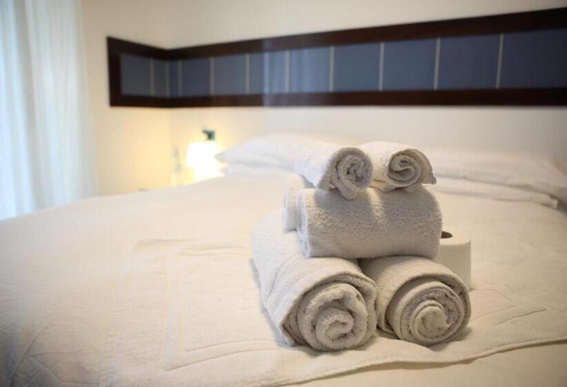 Chambre Standard Salle de Bains Commune, B&b Il Bacio