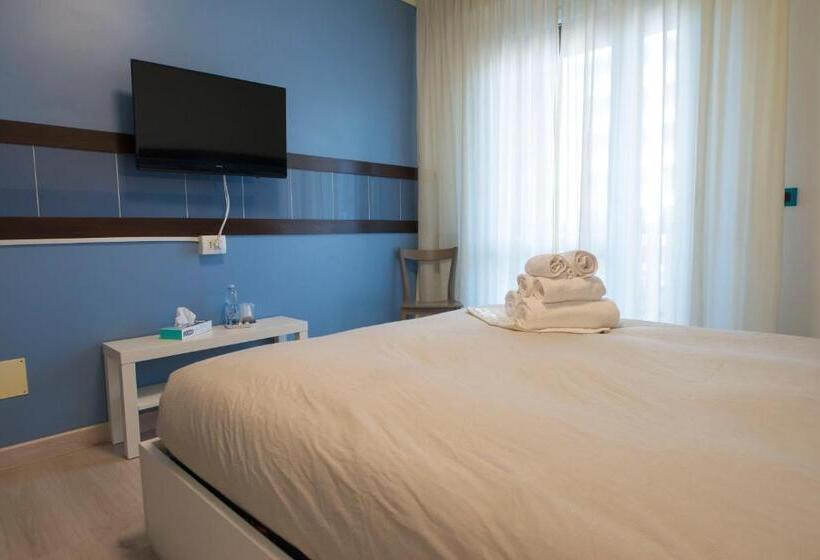 Chambre Standard Salle de Bains Commune, B&b Il Bacio