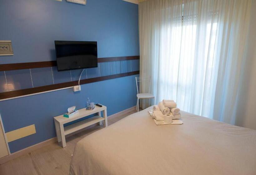 اتاق استاندارد با سرویس بهداشتی مشترک, B&b Il Bacio