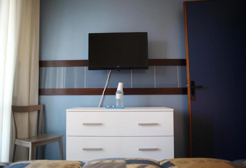 Chambre Triple Standard, B&b Il Bacio