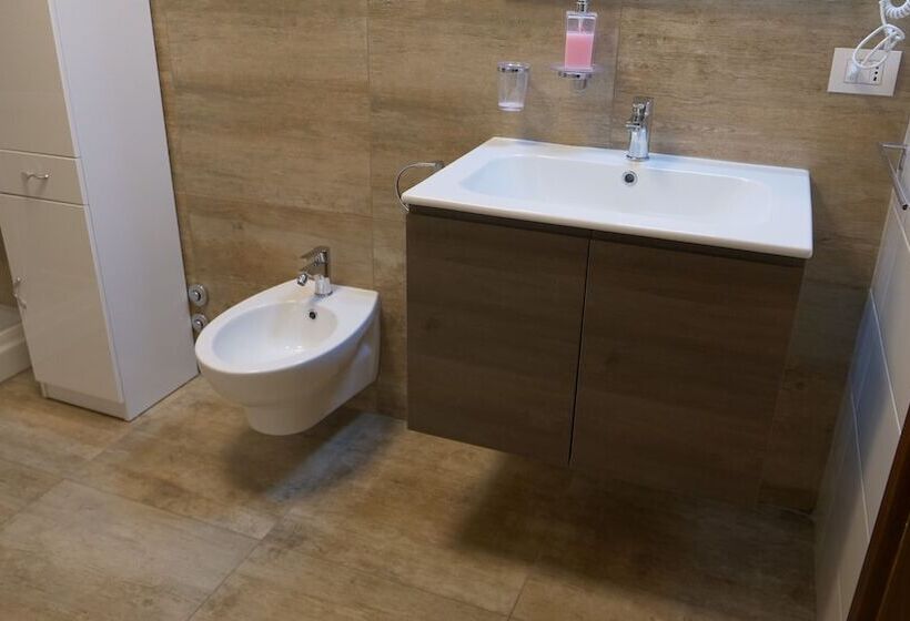 Chambre Standard Salle de Bains Commune, B&b Il Bacio