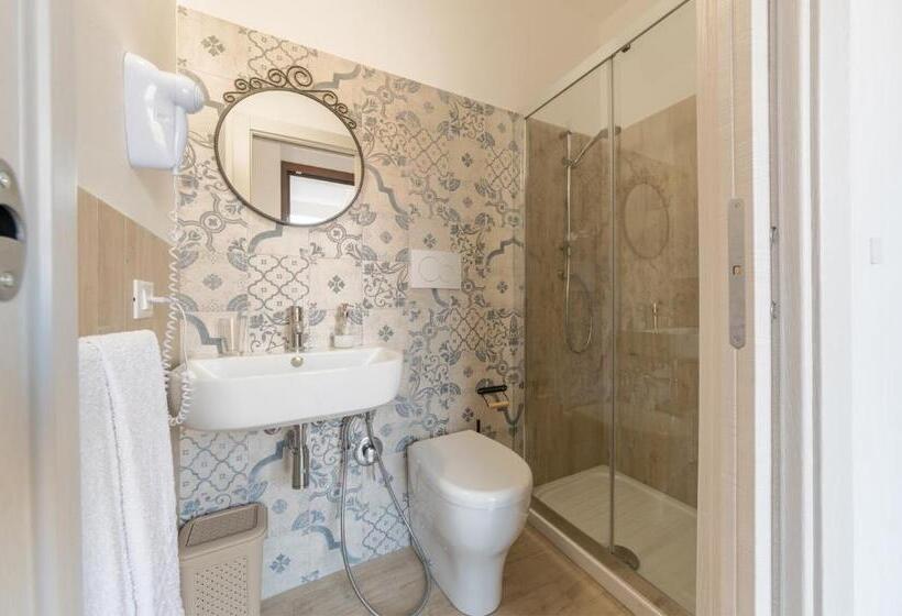 标准间带露台, Room 86