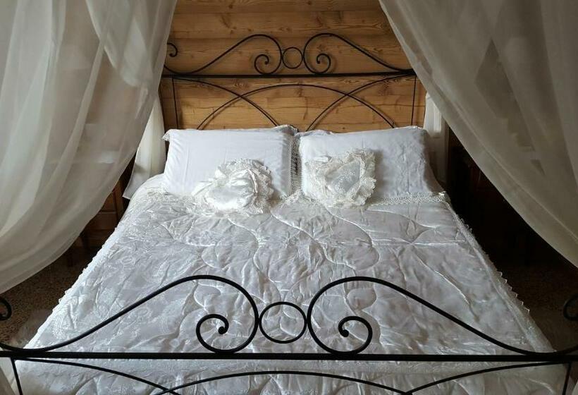 带观景的豪华间, La Villa