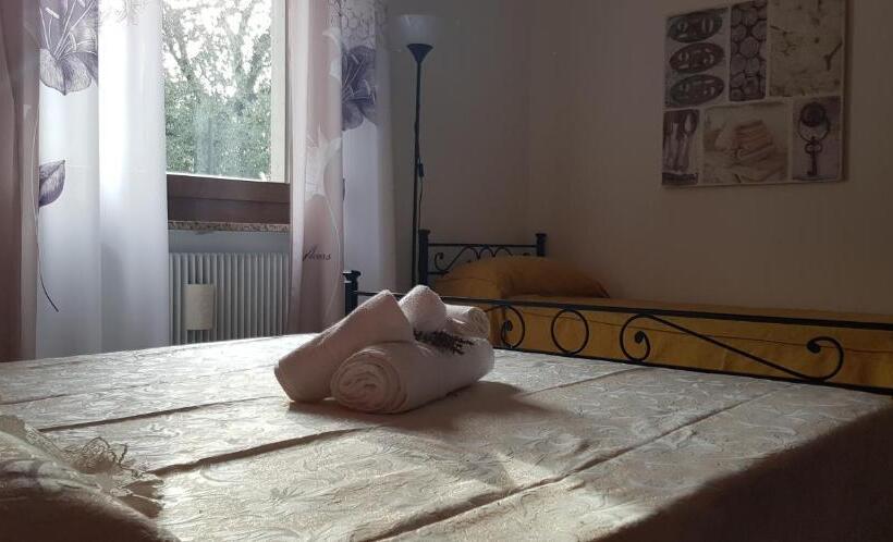 Номер Стандарт Вид на Сад, La Villa