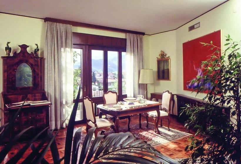 标准间带阳台, Villa Tra  Monti