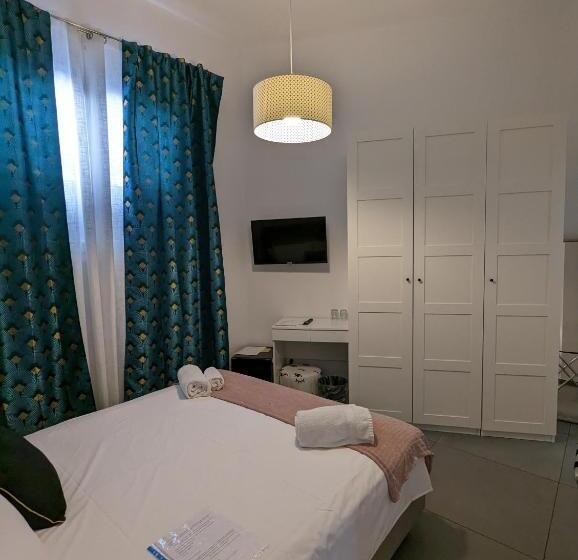 اتاق اکونومی, Zefiro Suites