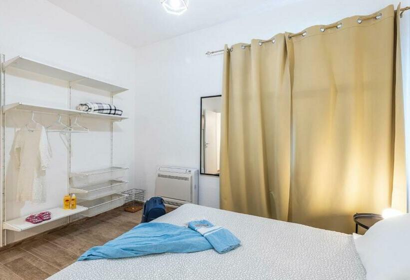 اتاق استاندارد, Acquazzurra Affittacamere