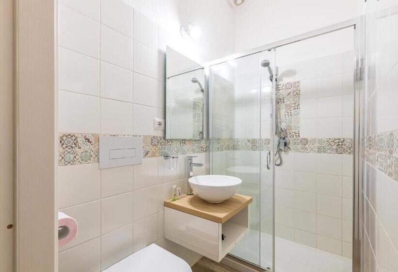 اتاق استاندارد, Acquazzurra Affittacamere