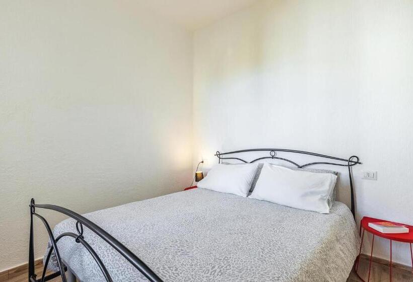 اتاق لوکس, Acquazzurra Affittacamere