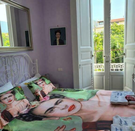 חדר סטנדרט, Caluga House