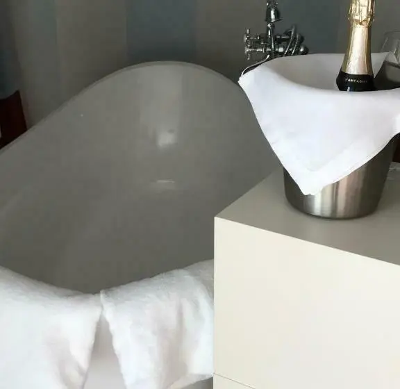 デラックスルーム, Maison Petit Perlage B&b And Champagne