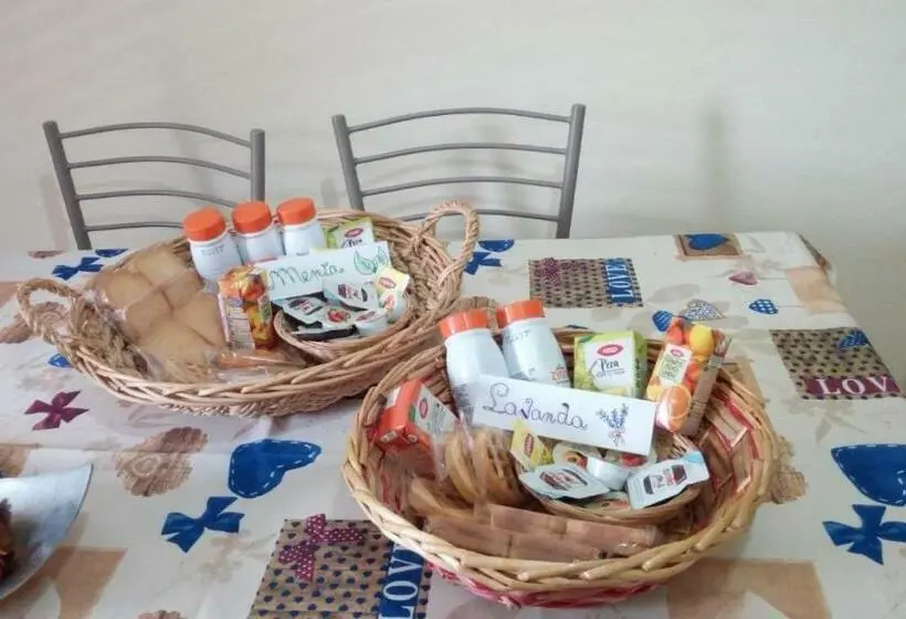 ２ベッドルームアパートメント, B&b La Rondinella