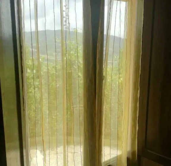 ２ベッドルームアパートメント, B&b La Rondinella