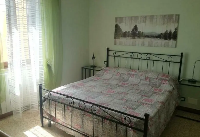 ２ベッドルームアパートメント, B&b La Rondinella