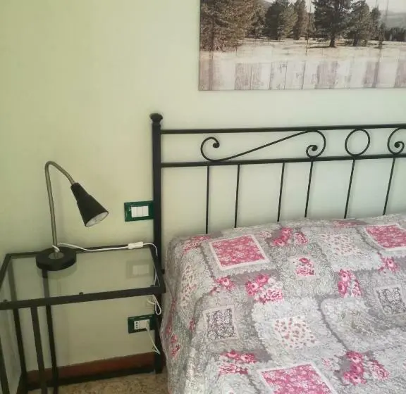 ２ベッドルームアパートメント, B&b La Rondinella