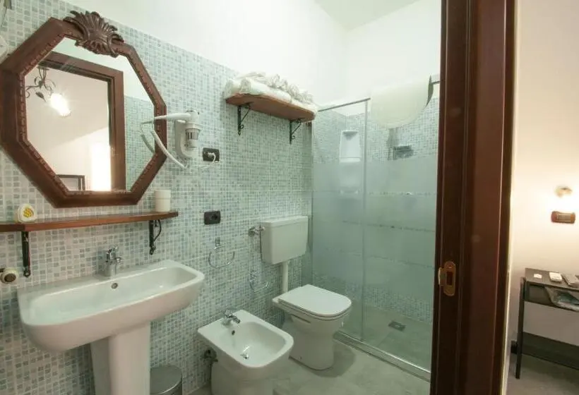 スタンダードルーム, B&b Vittoria House