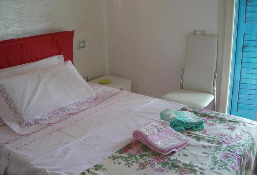 디럭스 룸 킹사이즈 침대, S Olivariu Village Affittacamere