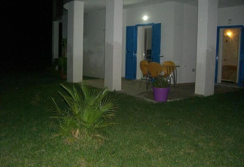 חדר דלוקס עם מיטת קינג, S Olivariu Village Affittacamere