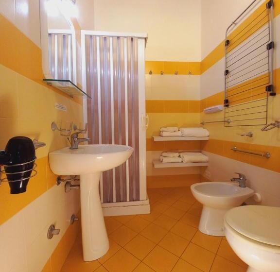 スタンダードトリプルルーム, B&b L Antica Torre