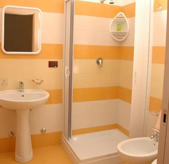 バルコニー付きスタンダードルーム, B&b L Antica Torre
