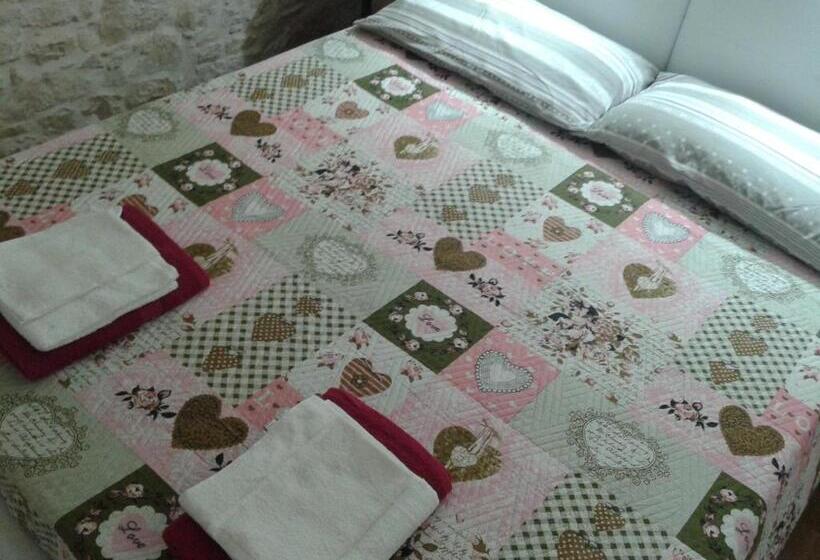 اتاق لوکس, Lilla B&b