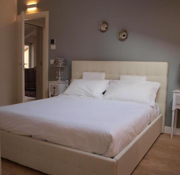 اتاق استاندارد, Acquaderni Rooms