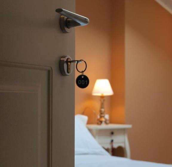 اتاق استاندارد, Acquaderni Rooms