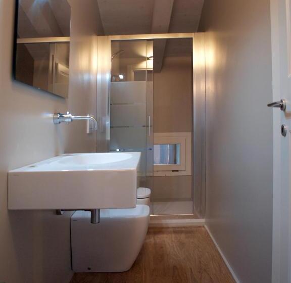 اتاق استاندارد, Acquaderni Rooms