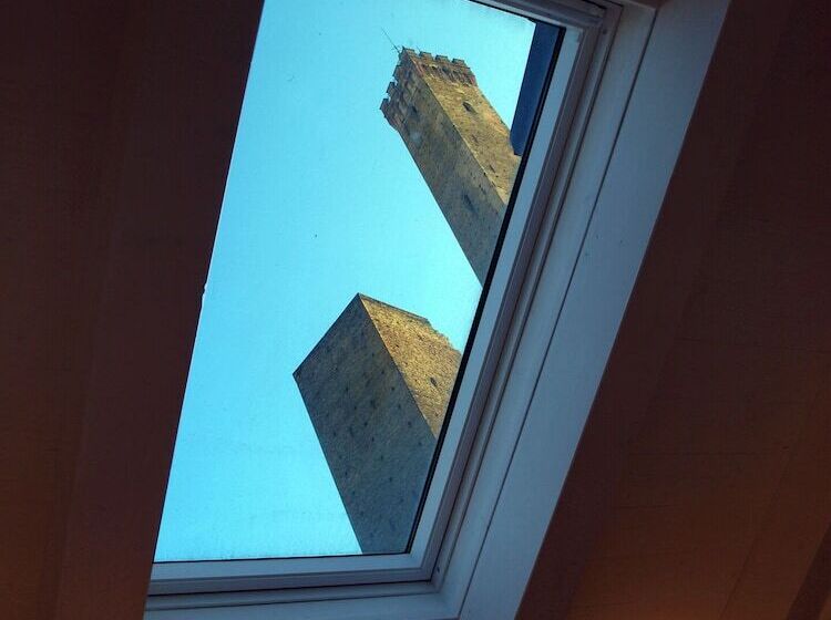 اتاق خانوادگی, Acquaderni Rooms