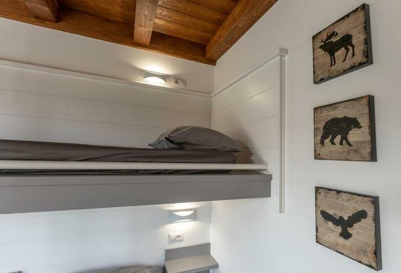 חדר סטנדרט לשלושה, Miglio608